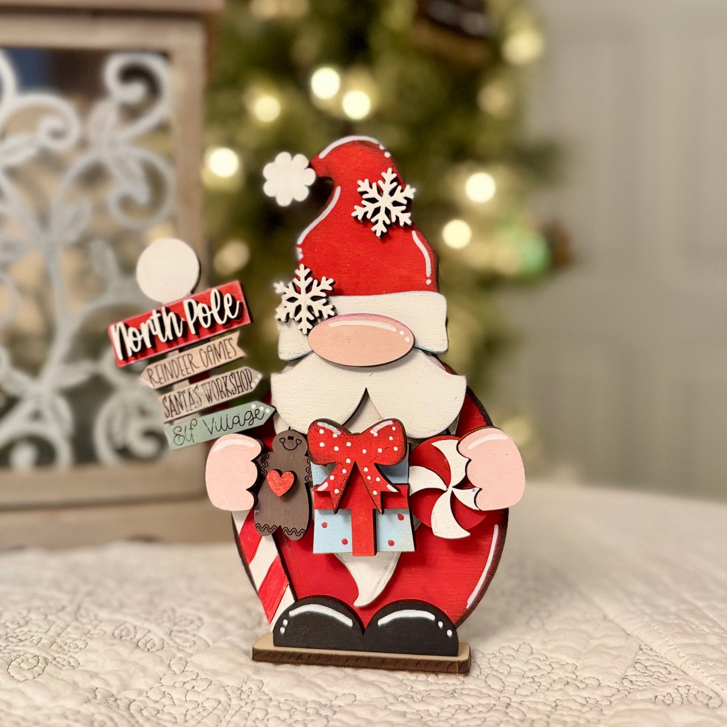 Santa Shelf Sitter